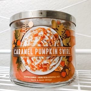 Bath & Body Works Accents - Bath & Body Works | Caramel Pumpkin Swirl Candle Bath & Body Works Accents - Bath & Body Works | Caramel Pumpkin Swirl Candle
